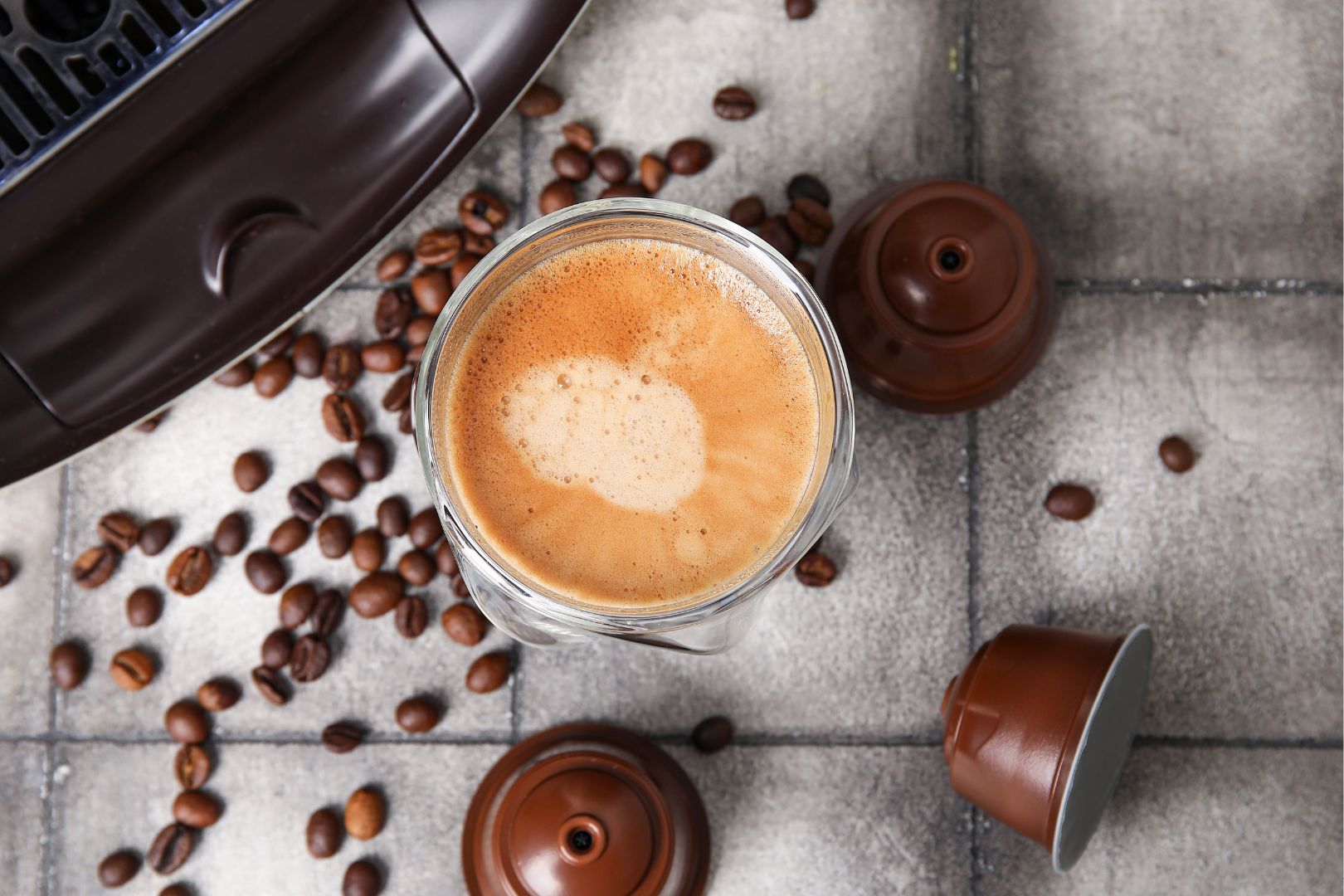 comparativo cafeteira tres coracoes ou cafeteira dolce gusto