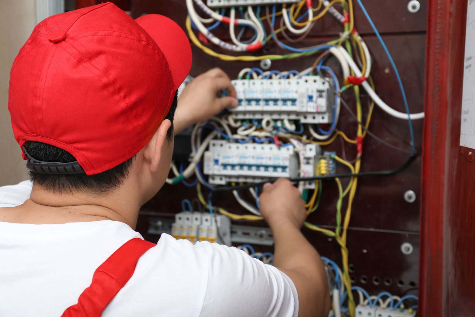 como saber se o eletricista segue as normas NR10